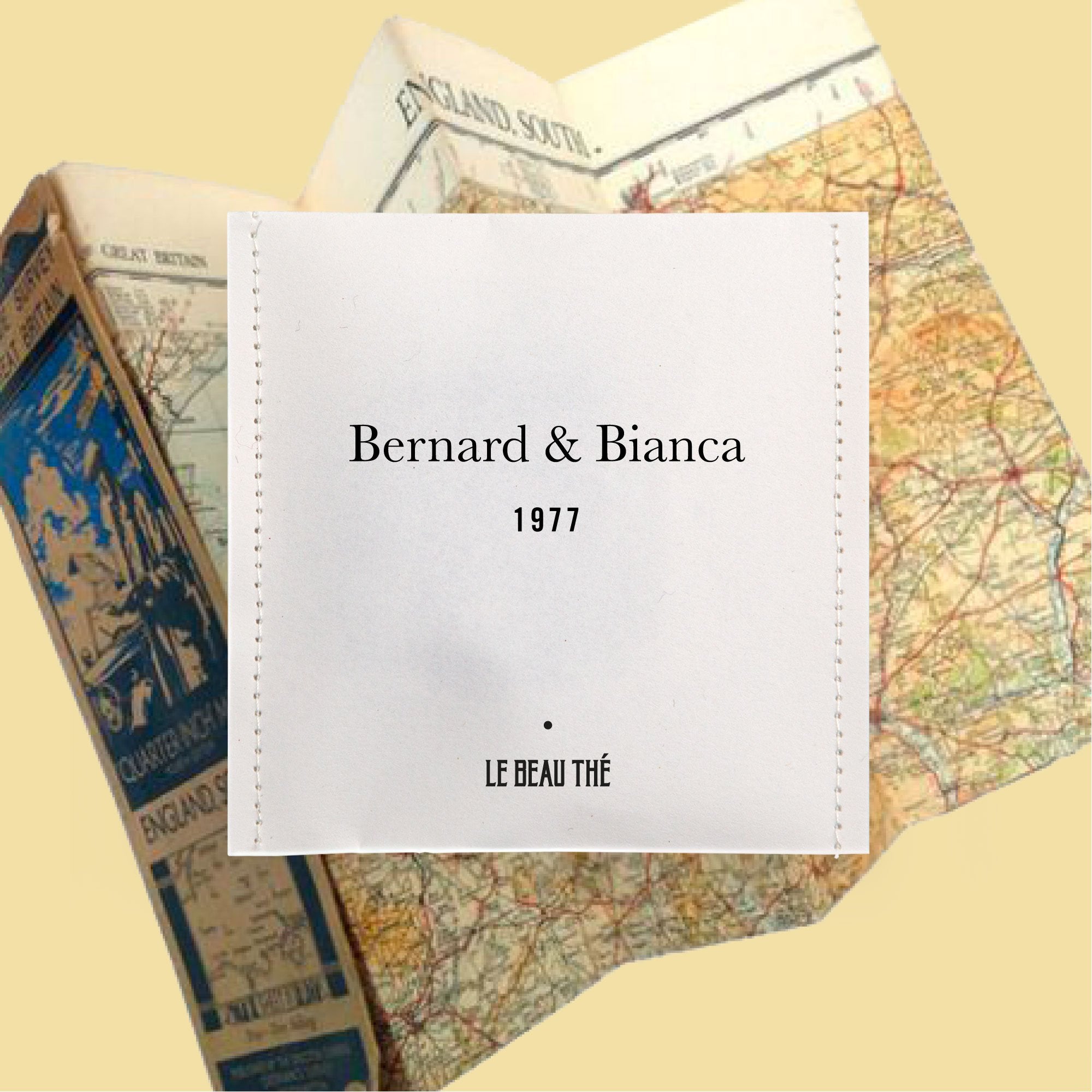 Sachet de thé personnalisé par Le Beau Thé pour un mariage voyage avec Bernard et Bianca, carte routière, cadeau d’invité idéal